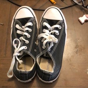 Converse low cut shoe